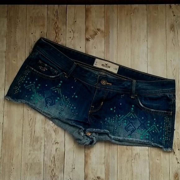 Hollister short shorts - Picture 1 of 2